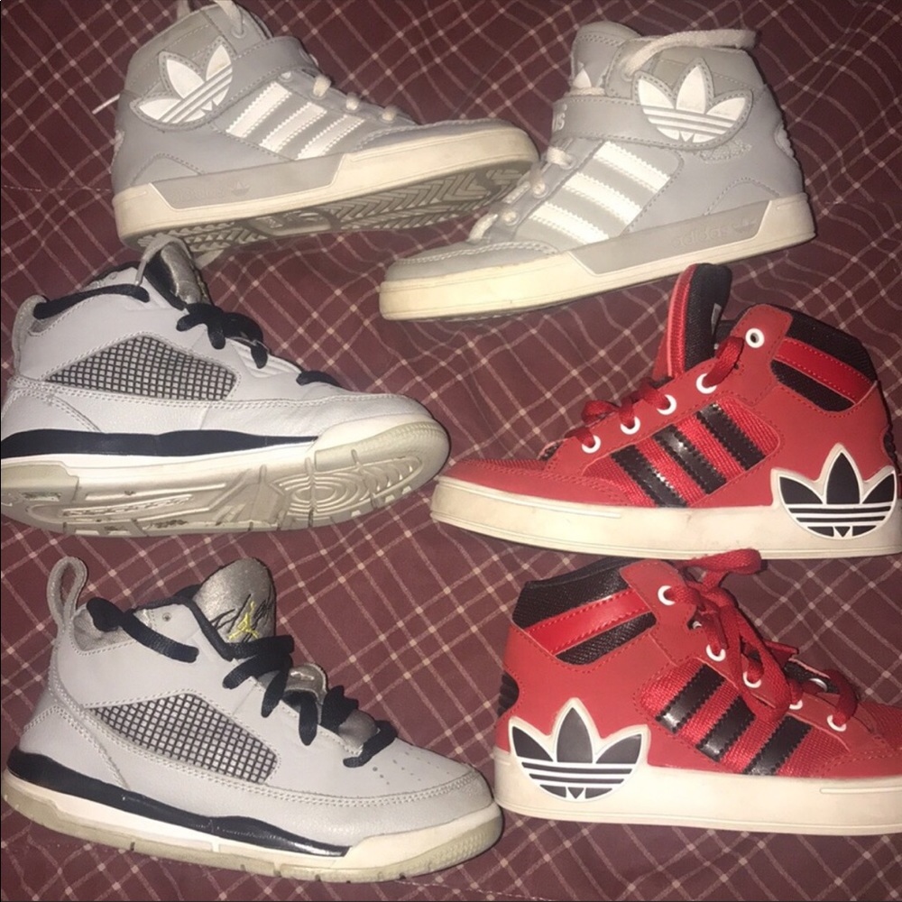 Boys sneakers